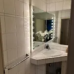 Otel 