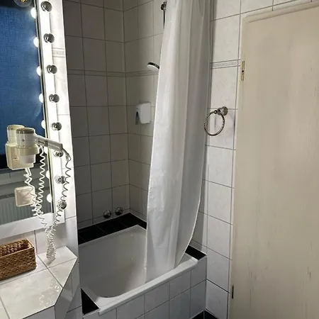 Hotel In Der Blume Heiligenhaus
