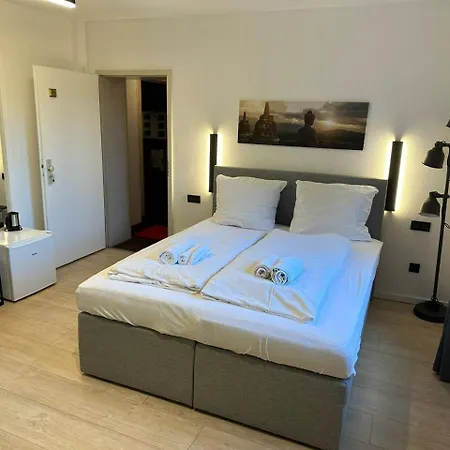 Hotel Self Check In Hotel - Guenstig & Flexibel Tageweise Und Wochenweise Moeglich