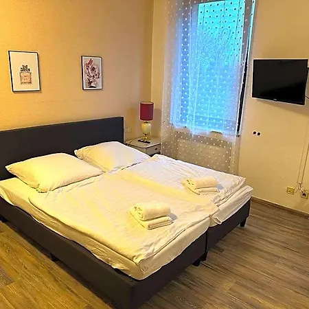 מלון Check In - Guenstig & Flexibel Tageweise Und Wochenweise Moeglich 4*