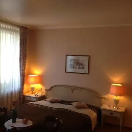 Check In - Guenstig & Flexibel Tageweise Und Wochenweise Moeglich 4* הייליגנהאוס
